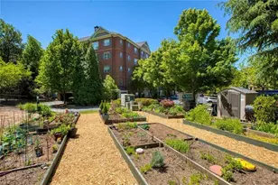 2300 Peachford Rd, Dunwoody, GA 30338 - Photo 34