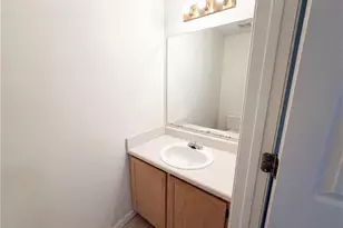 6423 Phillips Ct, Lithonia, GA 30058 - Photo 12