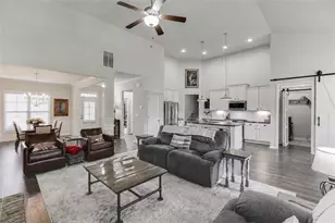 820 Lakeview Bend Cir, Jefferson, GA 30549 - Photo 14