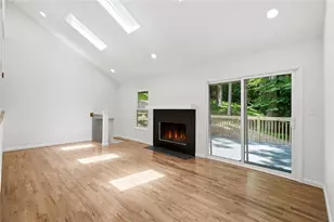 9210 Martin Rd, Roswell, GA 30076 - Photo 16