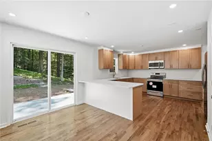 9210 Martin Rd, Roswell, GA 30076 - Photo 12