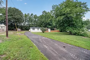3955 Pecan St, Loganville, GA 30052 - Photo 36