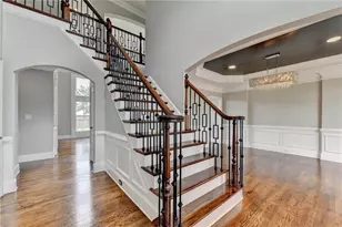 2241 Hunters Green Dr, Lawrenceville, GA 30043 - Photo 6