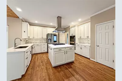 2299 Camden Drive SW, Marietta, GA 30064 - Photo 2
