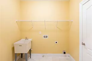 332 Warwick Pl, McDonough, GA 30253 - Photo 32