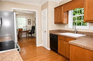 4170 Gables Pl, Buford, GA 30519 - Photo 6