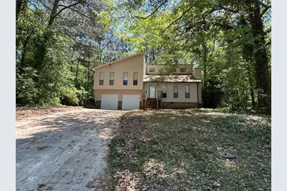 5995 Sutton Place, Douglasville, GA 30135 - Photo 1