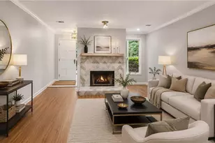 21 Brittany Way NE, Atlanta, GA 30324 - Photo 2