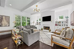 237 Belle Ln, Atlanta, GA 30328 - Photo 4