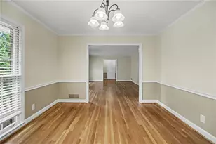 4725 Kitty Hawk Pl, Atlanta, GA 30342 - Photo 6