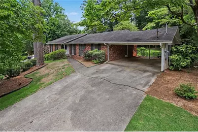 4725 Kitty Hawk Place, Atlanta, GA 30342 - Photo 2