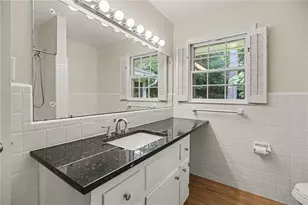 4725 Kitty Hawk Pl, Atlanta, GA 30342 - Photo 20