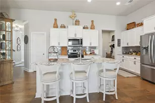 220 Lakeside Pl, Canton, GA 30114 - Photo 10