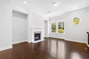 1815 Hislop Ln, Atlanta, GA 30345 - Photo 10
