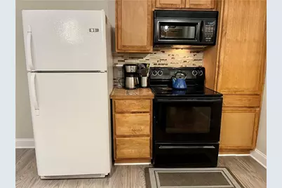 4857 Netherlands Place, Flowery Branch, GA 30542 - Photo 32