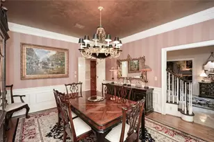 1640 Lazy River Ln, Sandy Springs, GA 30350 - Photo 16