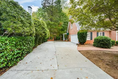1640 Lazy River Lane, Sandy Springs, GA 30350 - Photo 8