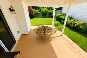 1077 Britley Park Ln, Woodstock, GA 30189 - Photo 2