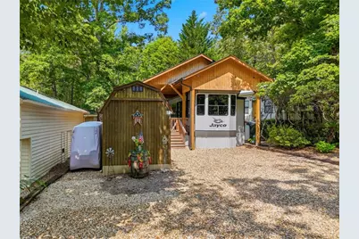104 Cindy Parkway, Cleveland, GA 30528 - Photo 2