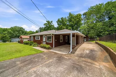 1981 Judy Circle SE, Marietta, GA 30060 - Photo 4