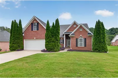 165 Biltmore Drive, Fayetteville, GA 30214 - Photo 1