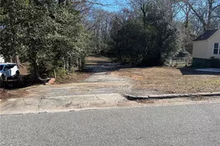 14 Hamilton Bohannon Dr, Newnan, GA 30263 - Photo 1