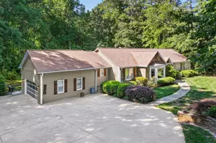 1530 Woodstock Rd, Roswell, GA 30075 - Photo 2