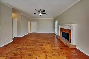 4845 Ogeechee Dr, Alpharetta, GA 30022 - Photo 2