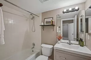 7156 Stonington Dr, Atlanta, GA 30328 - Photo 16