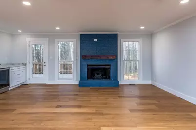 330 London Dale, Woodstock, GA 30189 - Photo 8