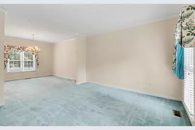 5008 Chapel Lake Circle, Douglasville, GA 30135 - Photo 4