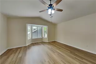 1110 Lake Dr, Roswell, GA 30075 - Photo 8