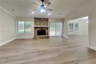 1110 Lake Dr, Roswell, GA 30075 - Photo 2