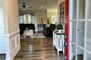 5848 Ridgedale Ct, Gainesville, GA 30506 - Photo 2