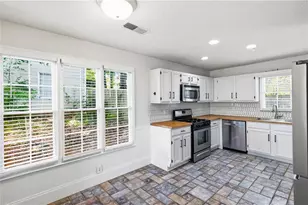 621 Radford Cir, Woodstock, GA 30188 - Photo 8