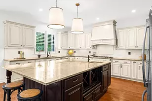 9040 Walnut Cove Ct, Gainesville, GA 30506 - Photo 12