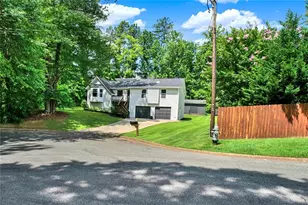 3305 Paxton Dr, Marietta, GA 30066 - Photo 4
