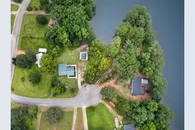 18 Wildflower Cove, Carrollton, GA 30116 - Photo 2