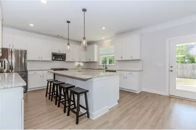 6829 Benjamin Drive, Flowery Branch, GA 30542 - Photo 12