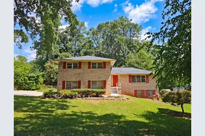 4828 Scotland Drive, Stone Mountain, GA 30088 - Photo 1