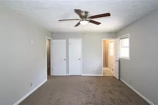 4828 Scotland Dr, Stone Mountain, GA 30088 - Photo 14