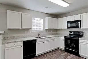 1166 Brookstone Rd, Atlanta, GA 30349 - Photo 6