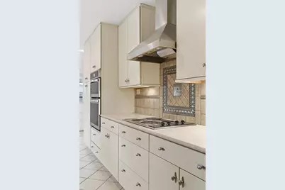 955 Vistavia Circle, Decatur, GA 30033 - Photo 10