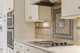 955 Vistavia Cir, Decatur, GA 30033 - Photo 10