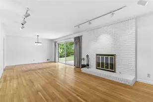955 Vistavia Cir, Decatur, GA 30033 - Photo 2