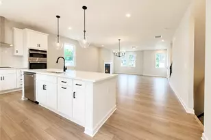 3290 Willow Glade Trail, Lawrenceville, GA 30043 - Photo 6
