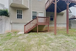 825 Roxfield Ct, Buford, GA 30518 - Photo 2