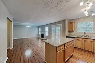 825 Roxfield Ct, Buford, GA 30518 - Photo 24