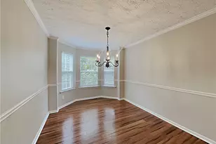 825 Roxfield Ct, Buford, GA 30518 - Photo 8