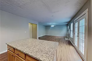825 Roxfield Ct, Buford, GA 30518 - Photo 10
